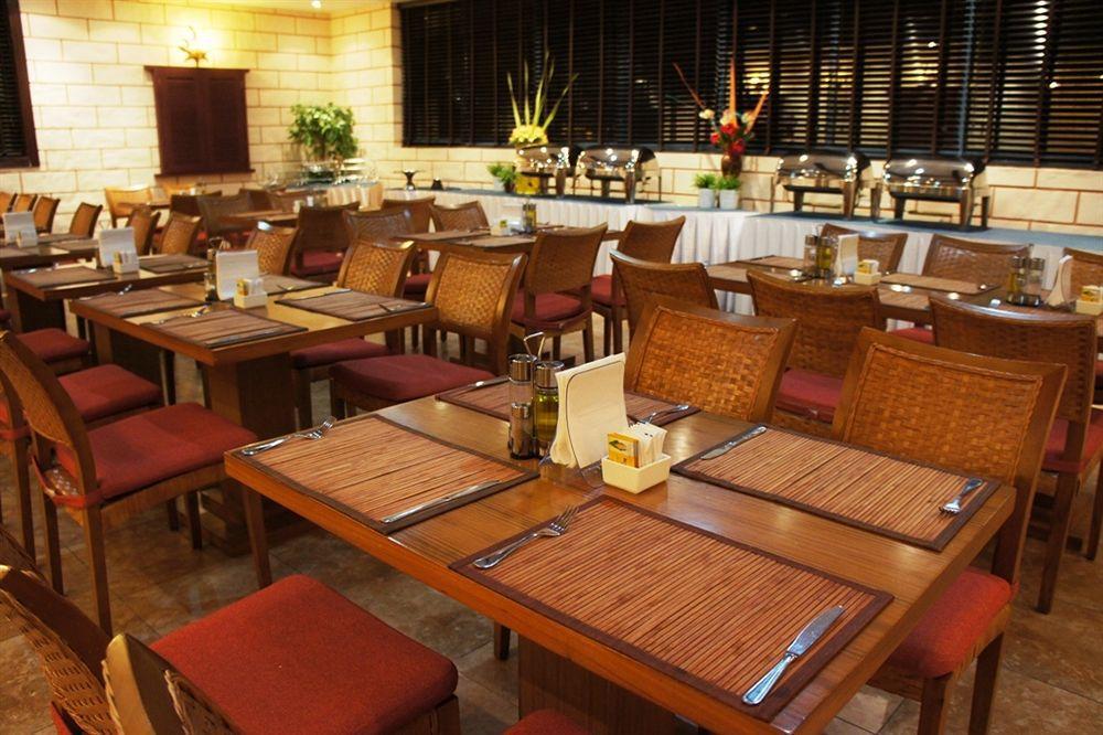 Dream Palace Hotel Dubai Esterno foto