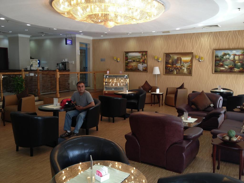 Dream Palace Hotel Dubai Esterno foto
