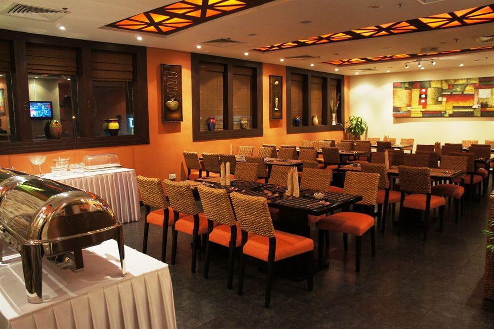 Dream Palace Hotel Dubai Esterno foto